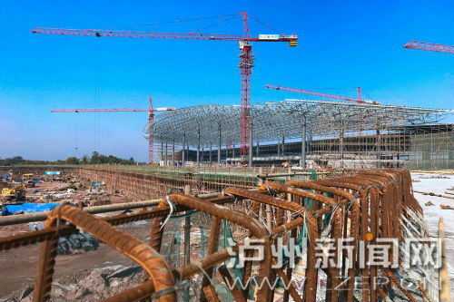 州云龍機場正全速推進建設(shè)，確保7月1日前投入運行。 瀘州日報記者 牟科 攝3